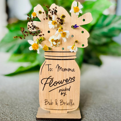🌸 Personalized Wooden Flower Vase – Flowers Picked Just for Mom