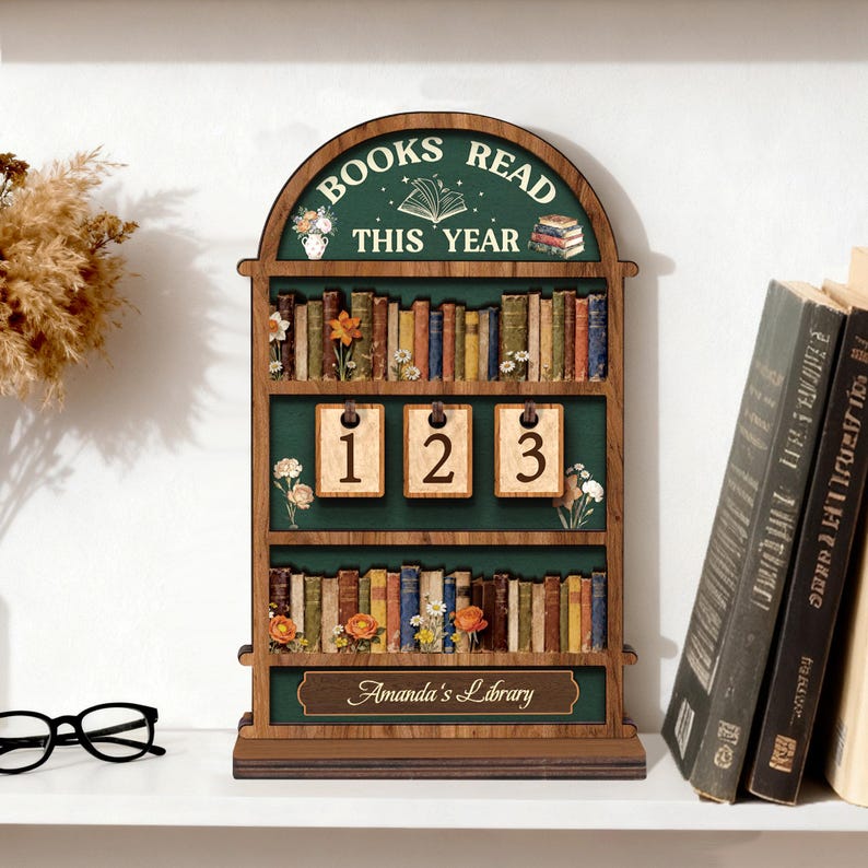 📚 Personalized Reading Tracker – Vintage Arched Wooden "Books Read This Year" Counter