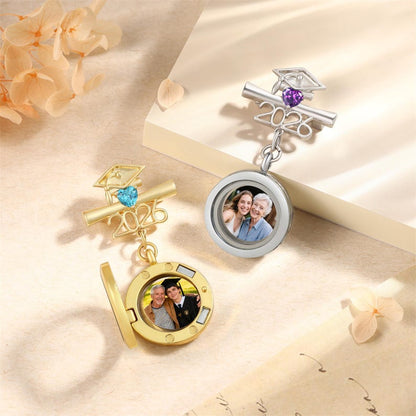🎓 Personalized Graduation Lapel Pin with Photo & Birthstone – Custom Graduation Cap Memorial Brooch
