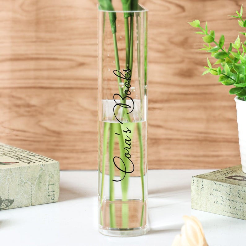 📖 Personalized Acrylic Book Vase – Custom Name Gift for Book Lovers