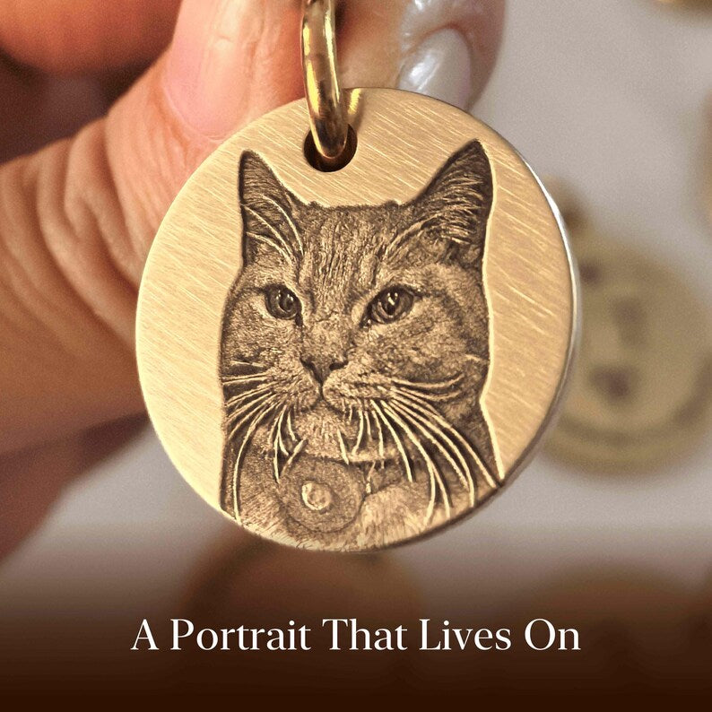 🔑Personalized Pet Photo Keychain – Custom Pet Portrait Engraved in Solid Brass