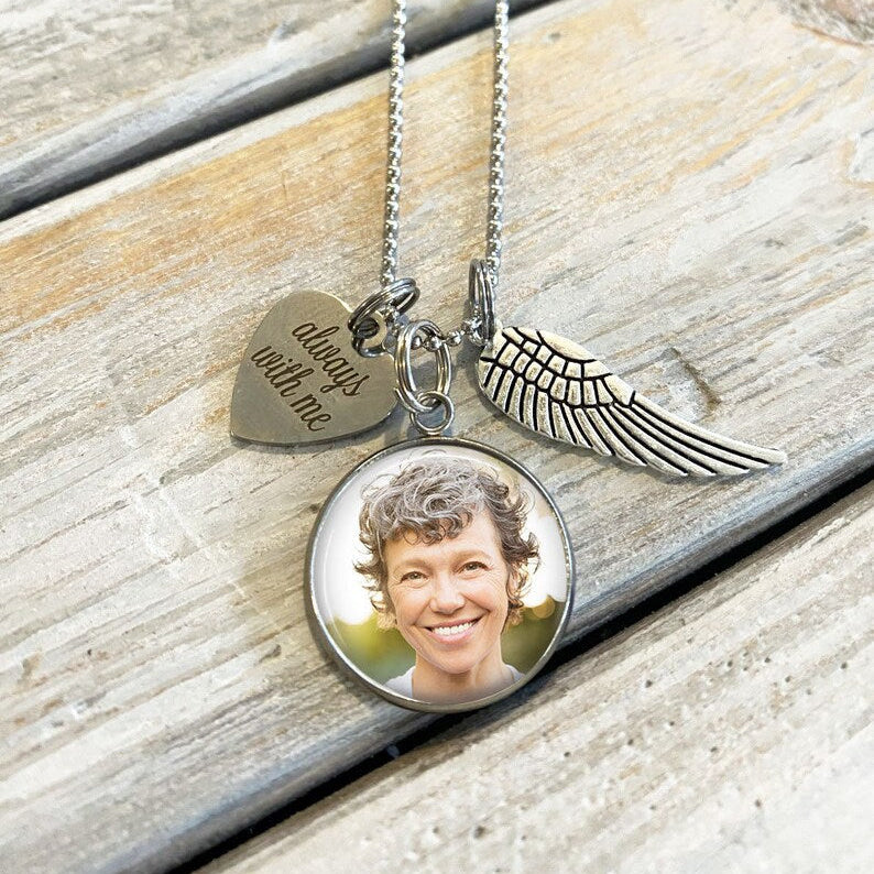 📿 Personalized Photo Memorial Necklace | Custom Remembrance Jewelry with Your Loved One's Picture