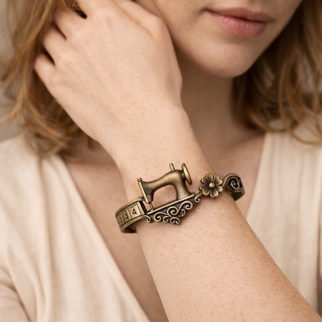 💖🎁2026 Mother's Day Gifts 50% Off--Customize Sewing Machine Bracelet & Ring Set🧵