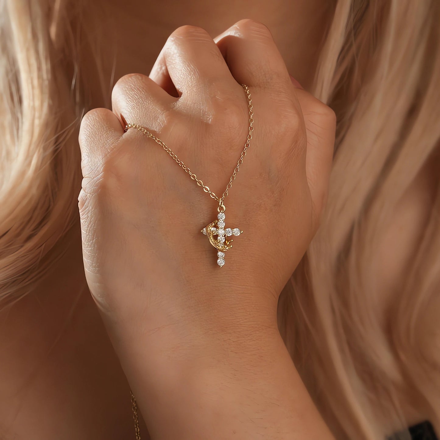 👑Crowned Cross Crystal Necklace