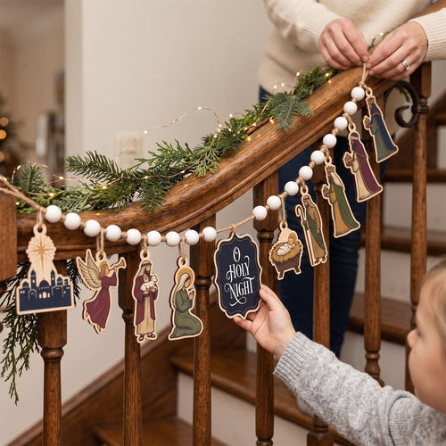 ✝️🎄Nativity Christmas Garland – A Beautiful Celebration of the First Christmas
