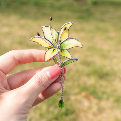 Lily jewelry stained glass brooch
