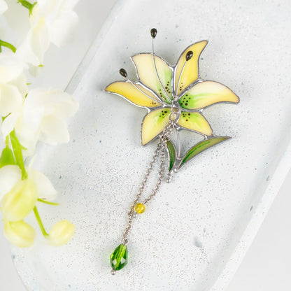 Lily jewelry stained glass brooch